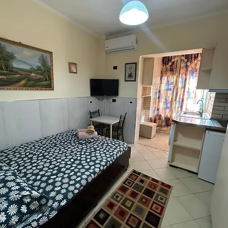 Lively Apparament 1a *